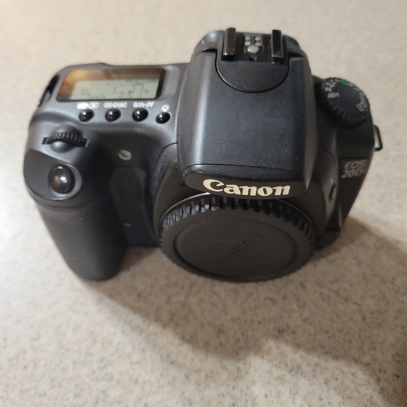 Canon 20D camera body & avcessories - Picture 8 of 8